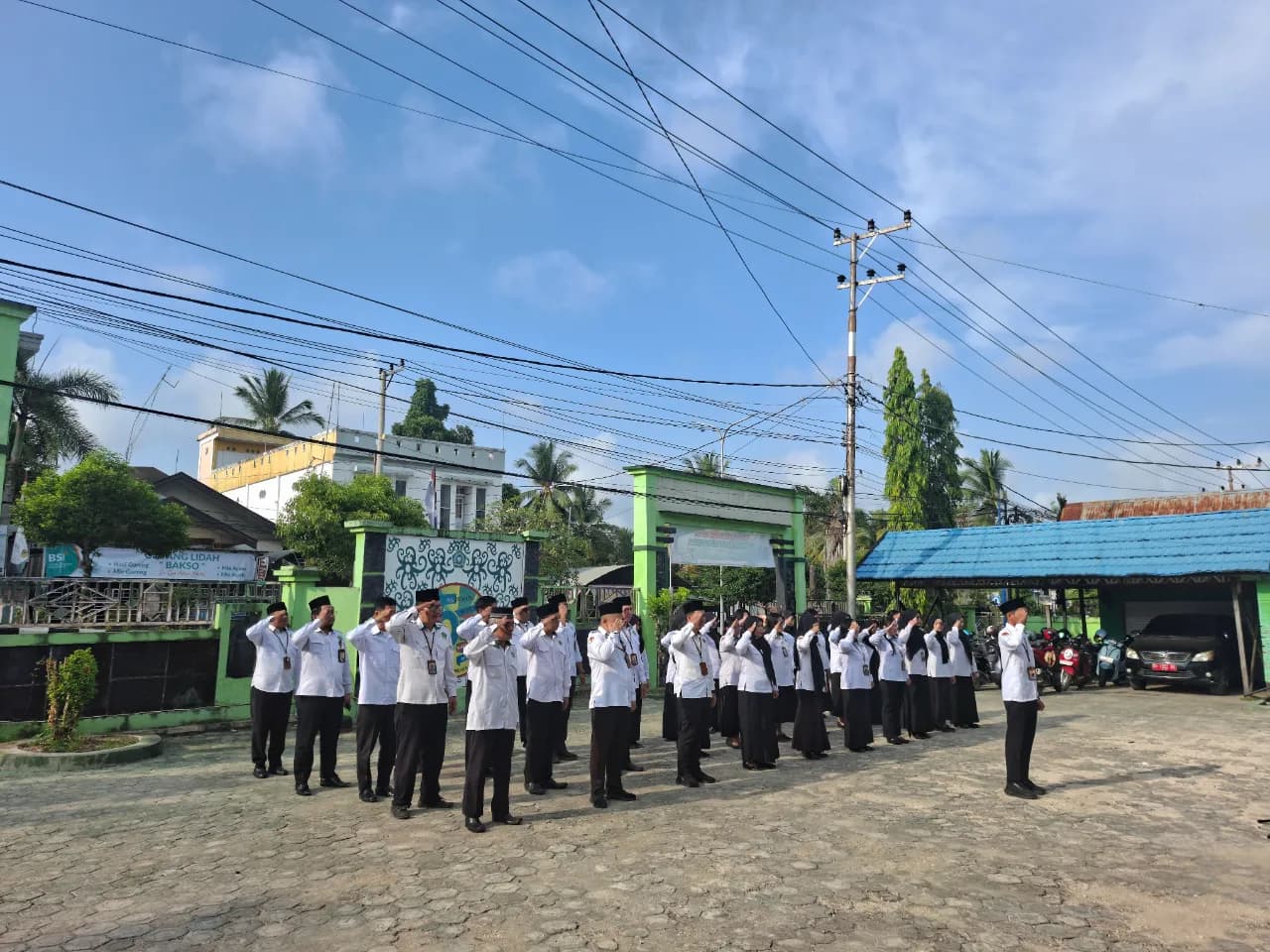Apel Senin Kemenag Barito Utara: Pengawas Madrasah Tekankan Disiplin ASN dan Sukseskan MATAMUDA